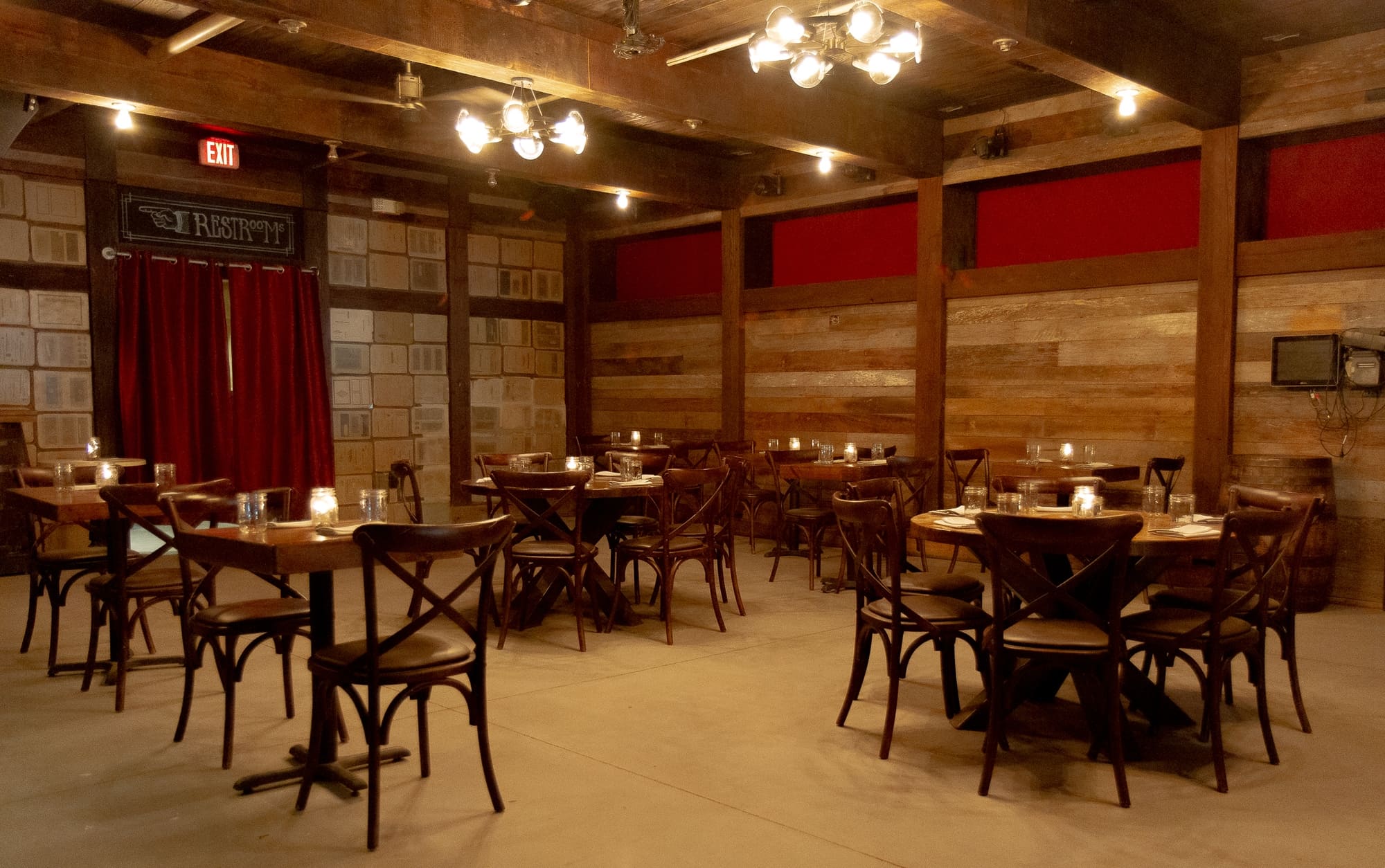 Repeal 33 Best Cocktail Bar Savannah, GA Restaurants Savannah